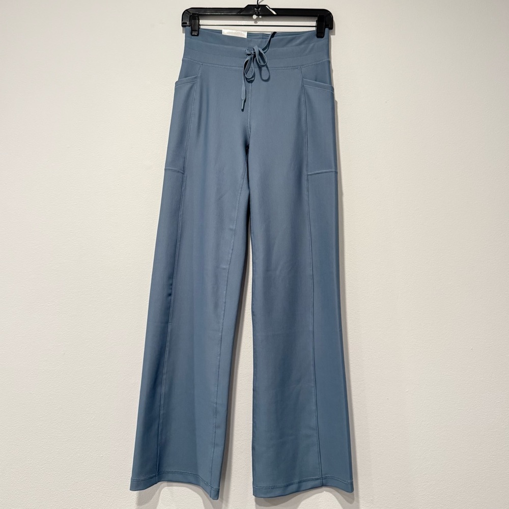NEW 32 Degrees Cool Women's Active Flare Pants Blue Ribbed Side Pocket - Picture 7 of 15